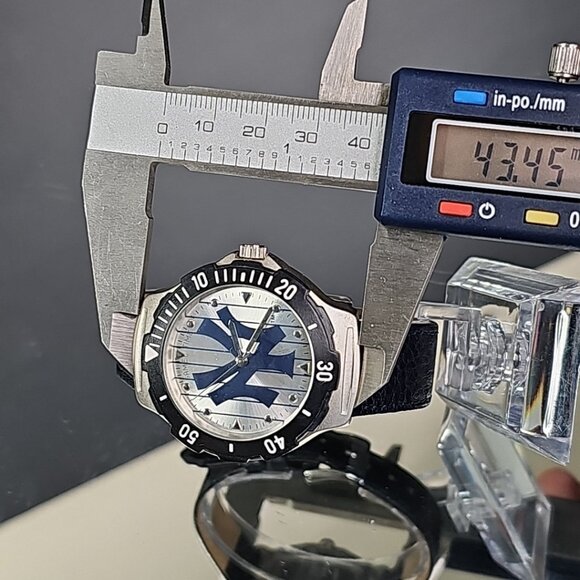 Game Time New York Yankees Agent Series Watch Analog Blue Italian Leather Band - Picture 3 of 12